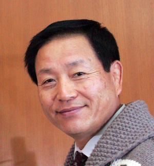 中村隆象市長