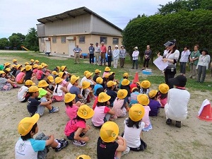 昔の外遊びにわくわくの子どもたち