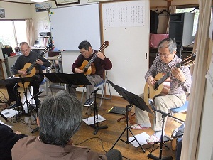 夢弦の皆さんによる演奏