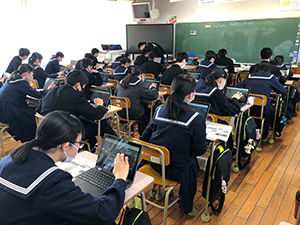 写真は古賀中学校のFacebookより