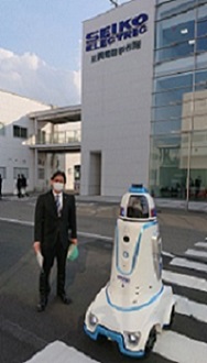 警備ロボットと市長