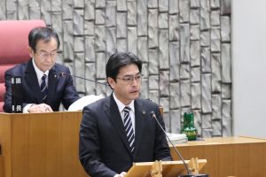 議会最終日