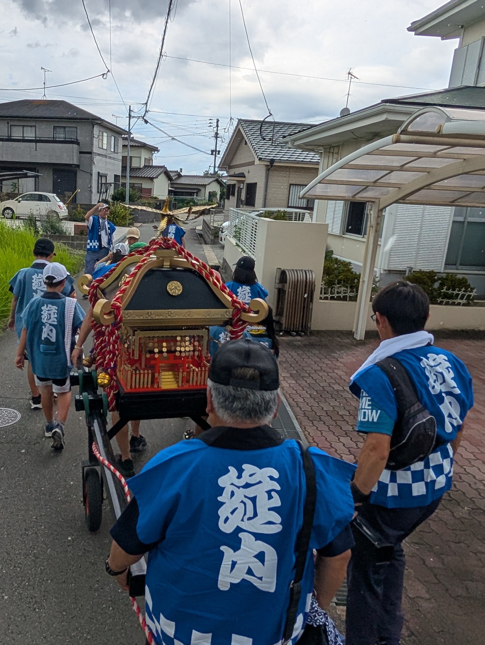 筵内山笠