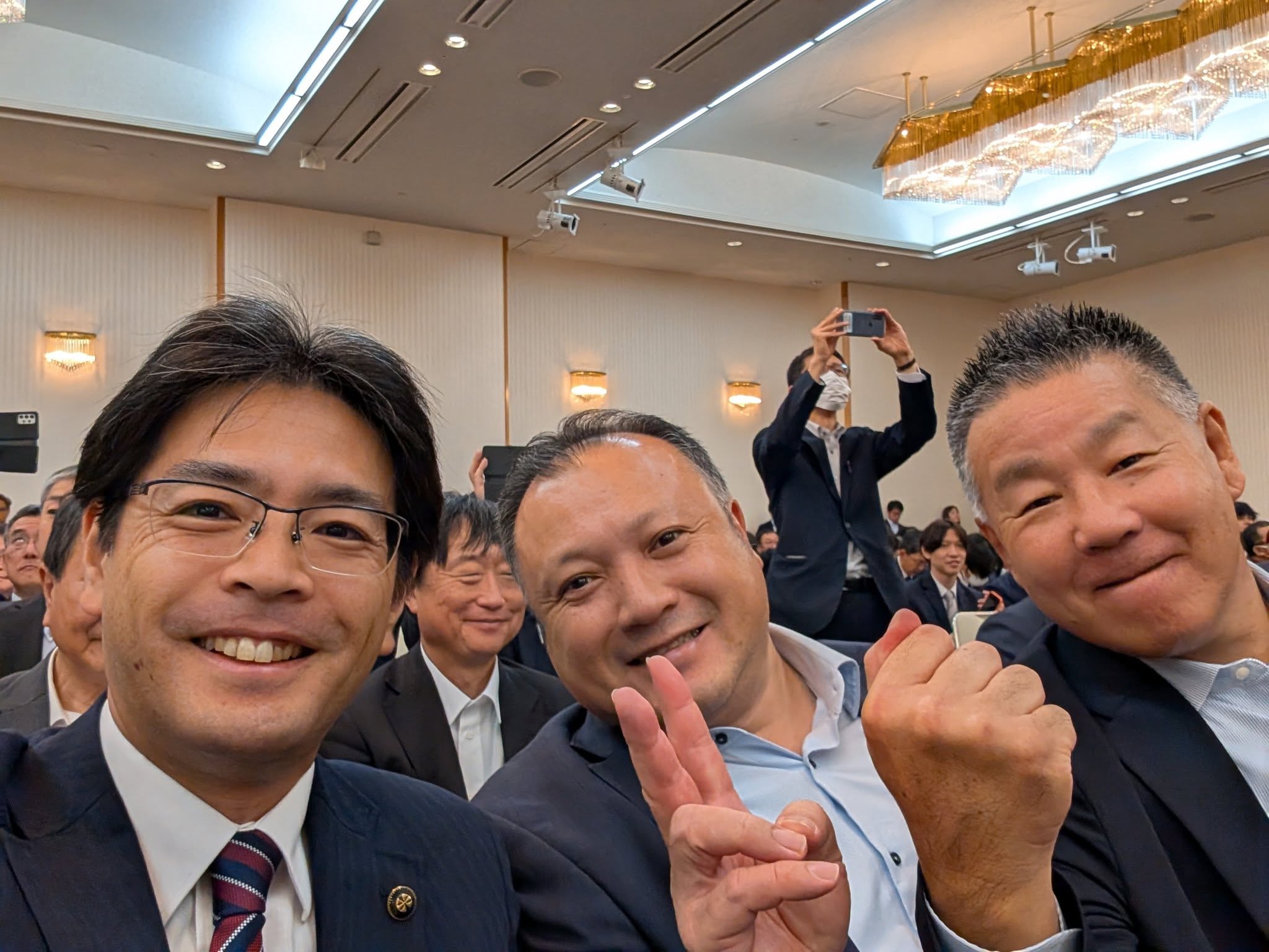 権藤英樹・うきは市長、赤間幸弘・嘉麻市長