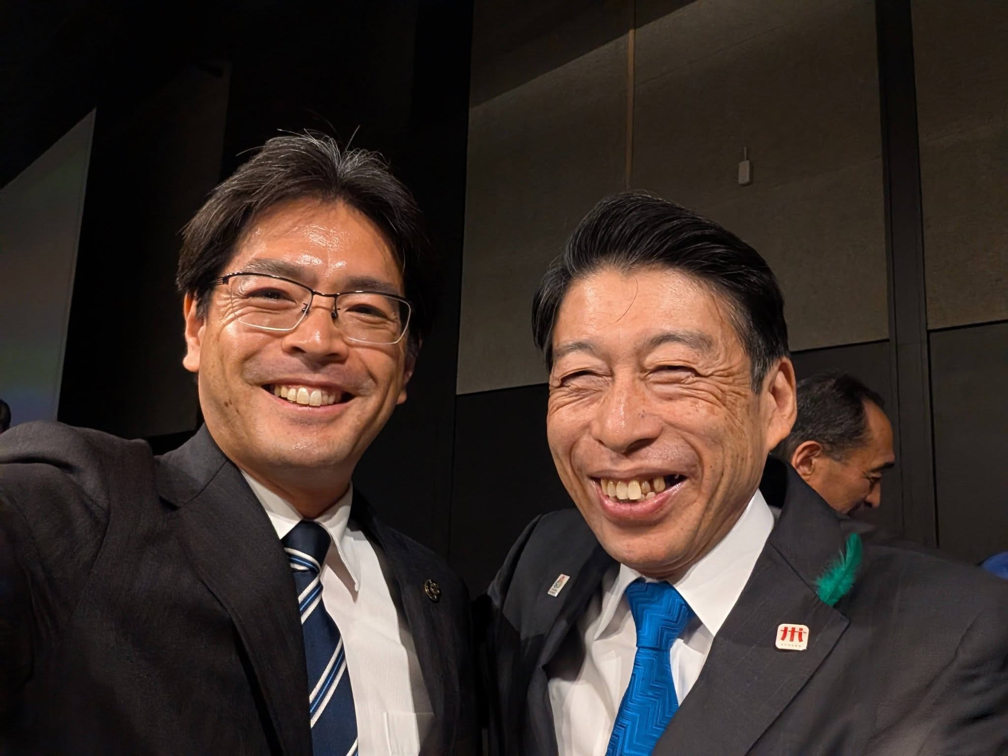 服部知事