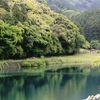 新緑の水辺公園