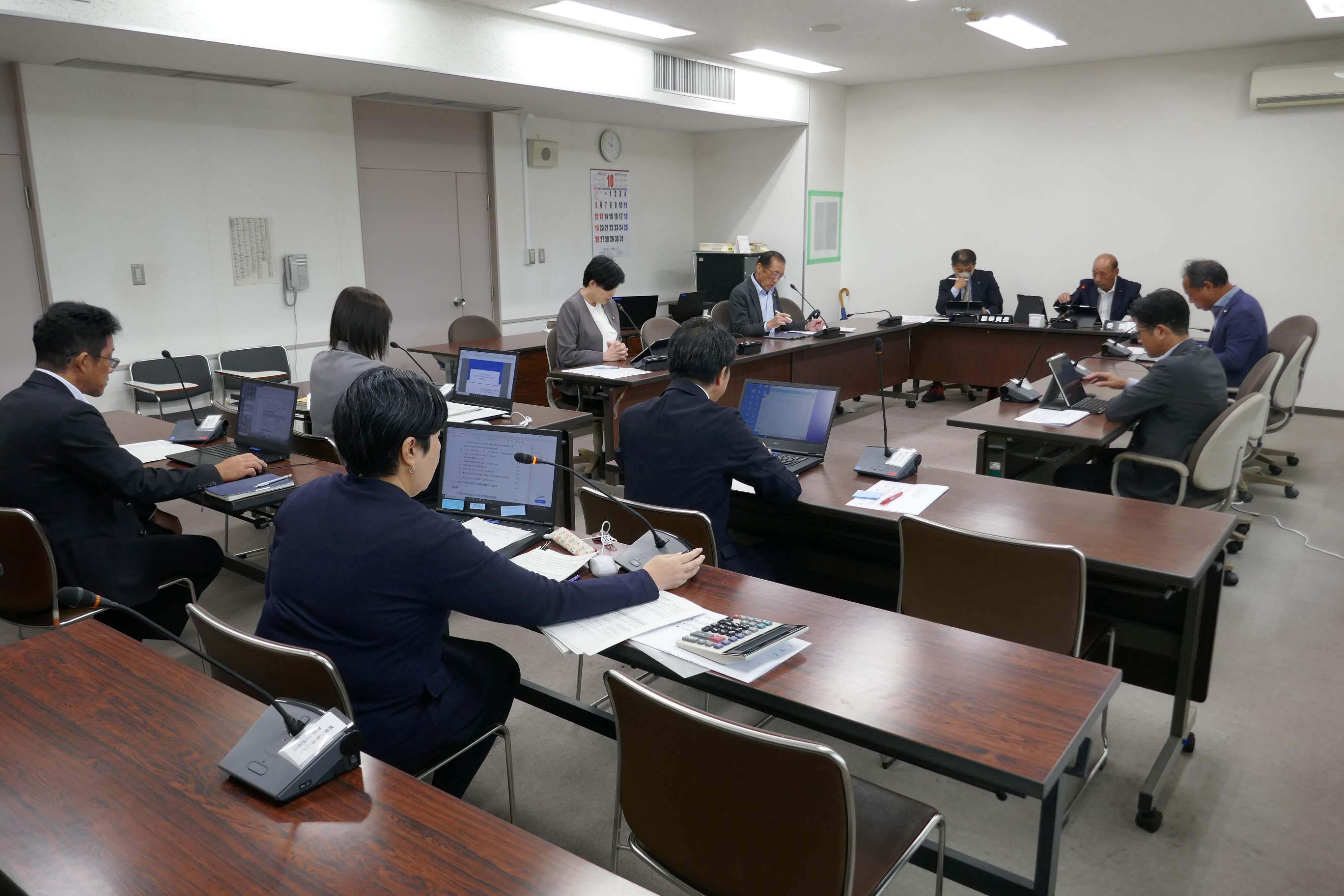 閉会中の所管事務調査が行われました