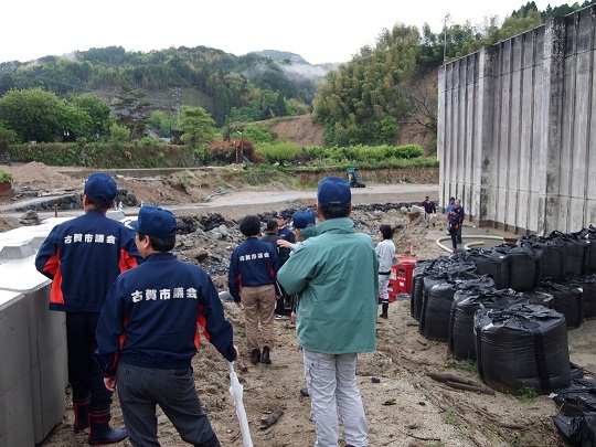 九州北部豪雨被災地である朝倉市の視察を行いました。