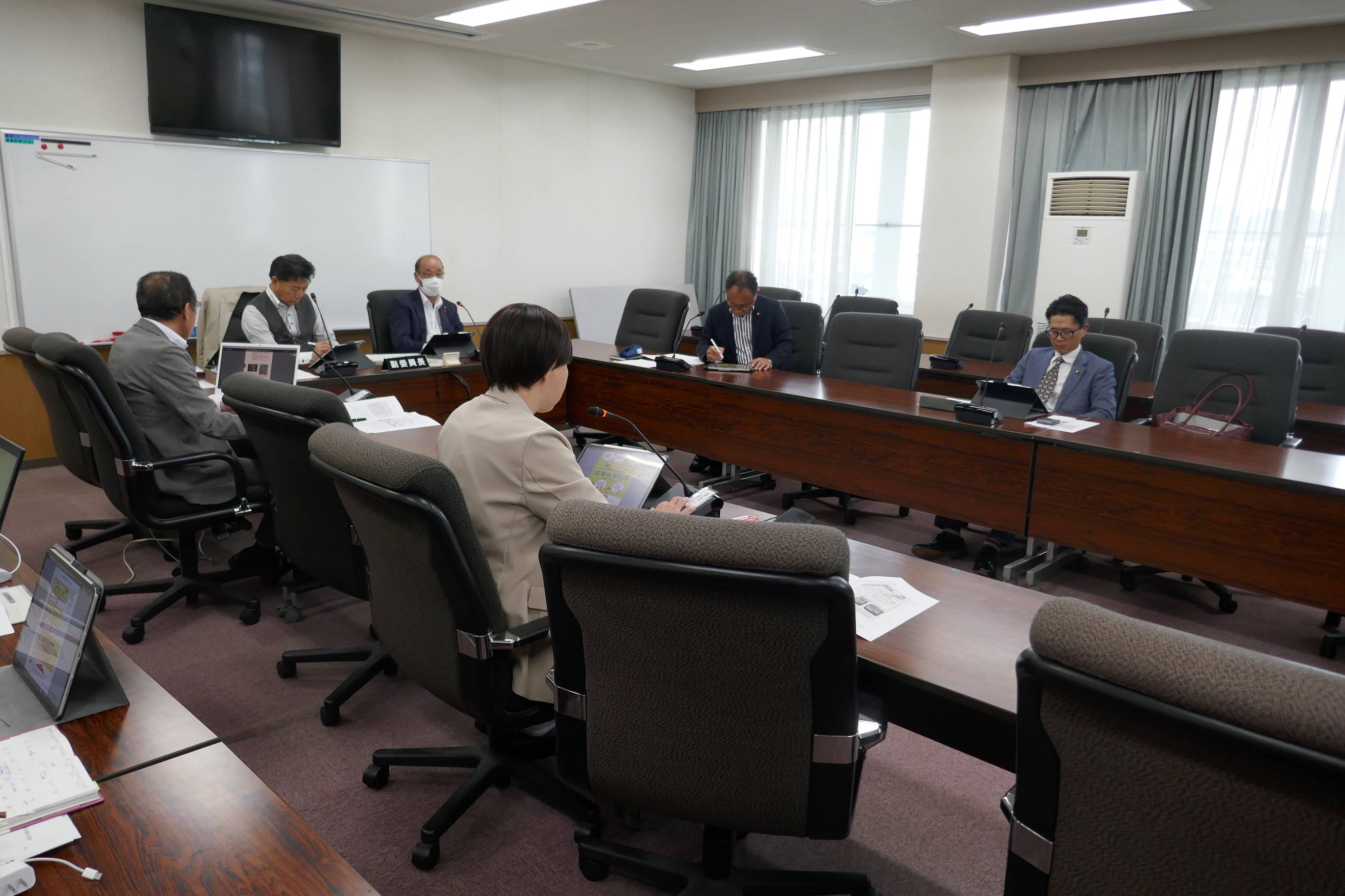 閉会中の所管事務調査が行われました