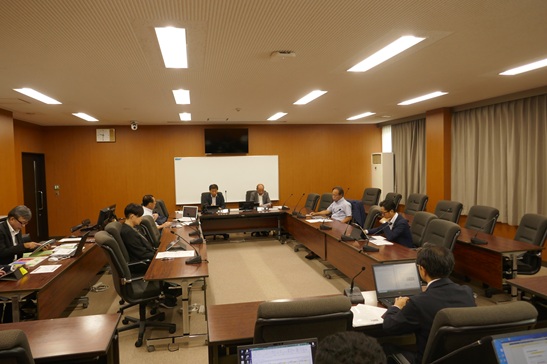 文教厚生常任委員会を開催しました