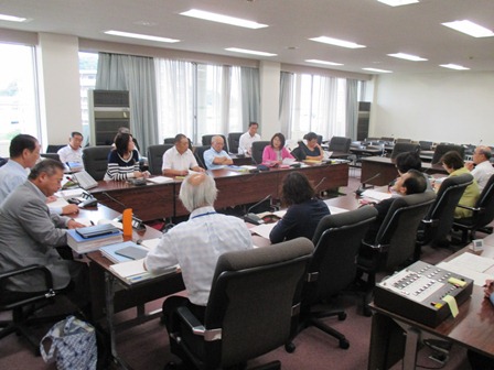 議会トピックス  決算特別委員会（5日目） 水道事業会計質疑、自由討議を経て討論、採決