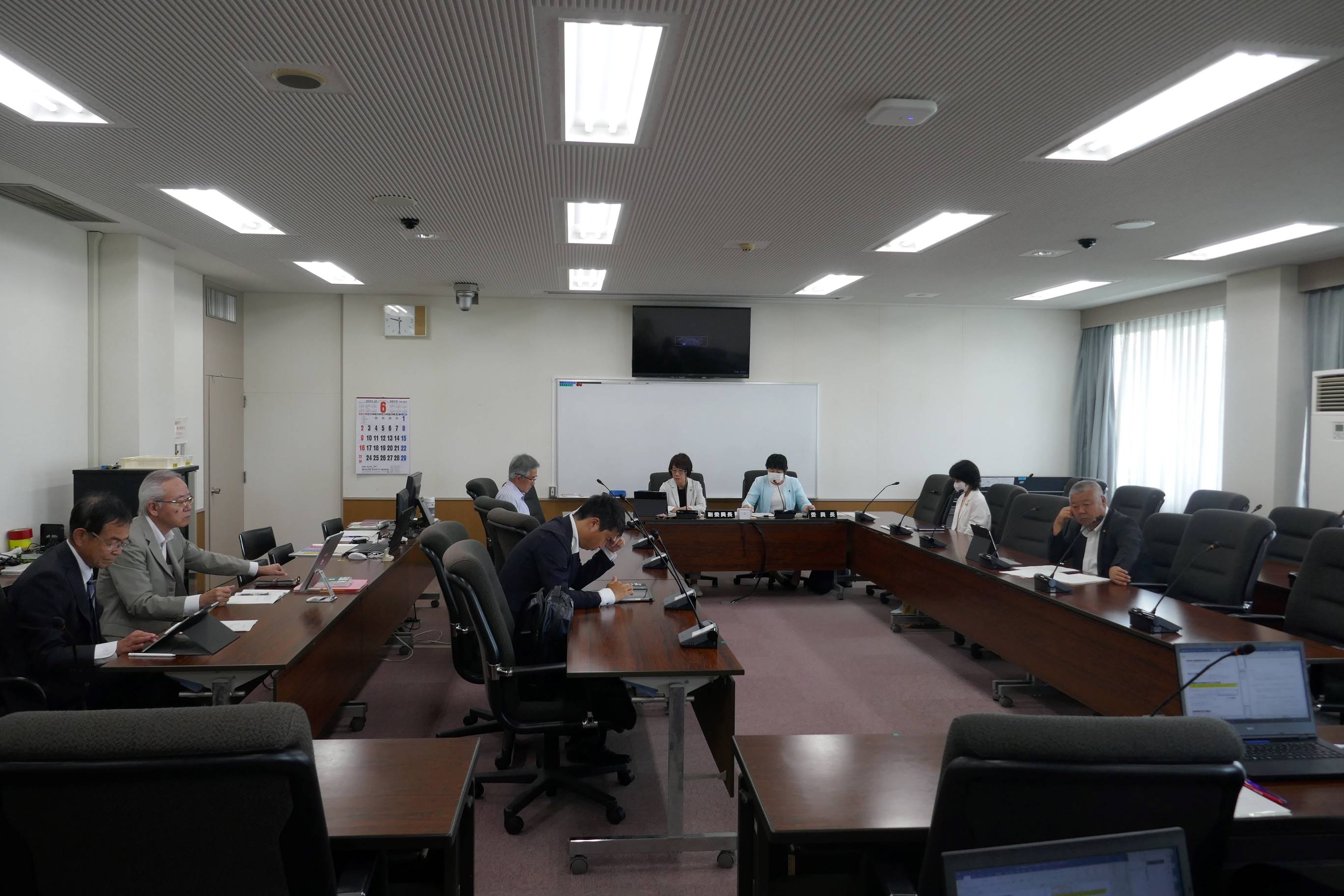 総務常任委員会を開催しました