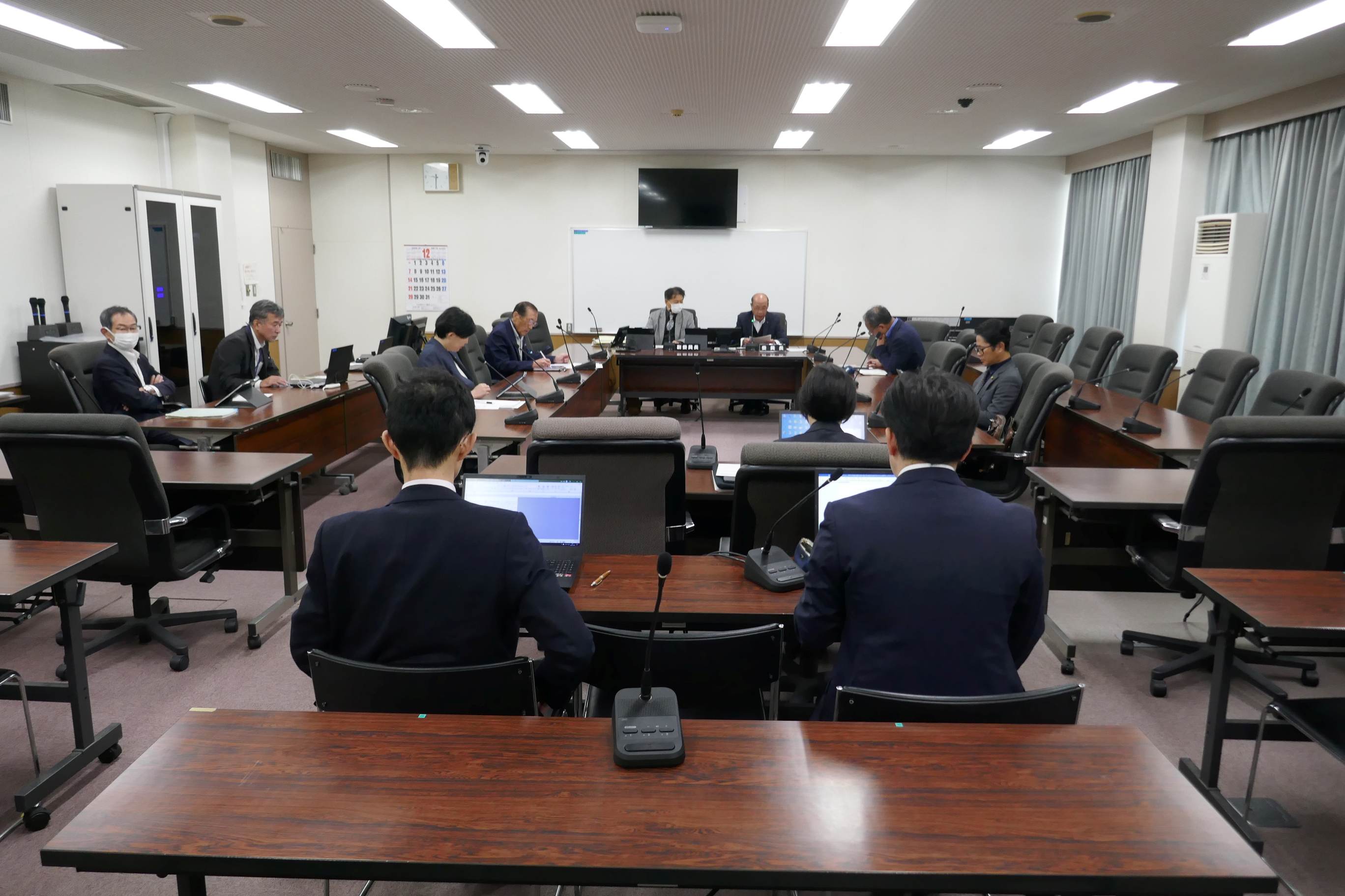 文教厚生委員会を開催しました